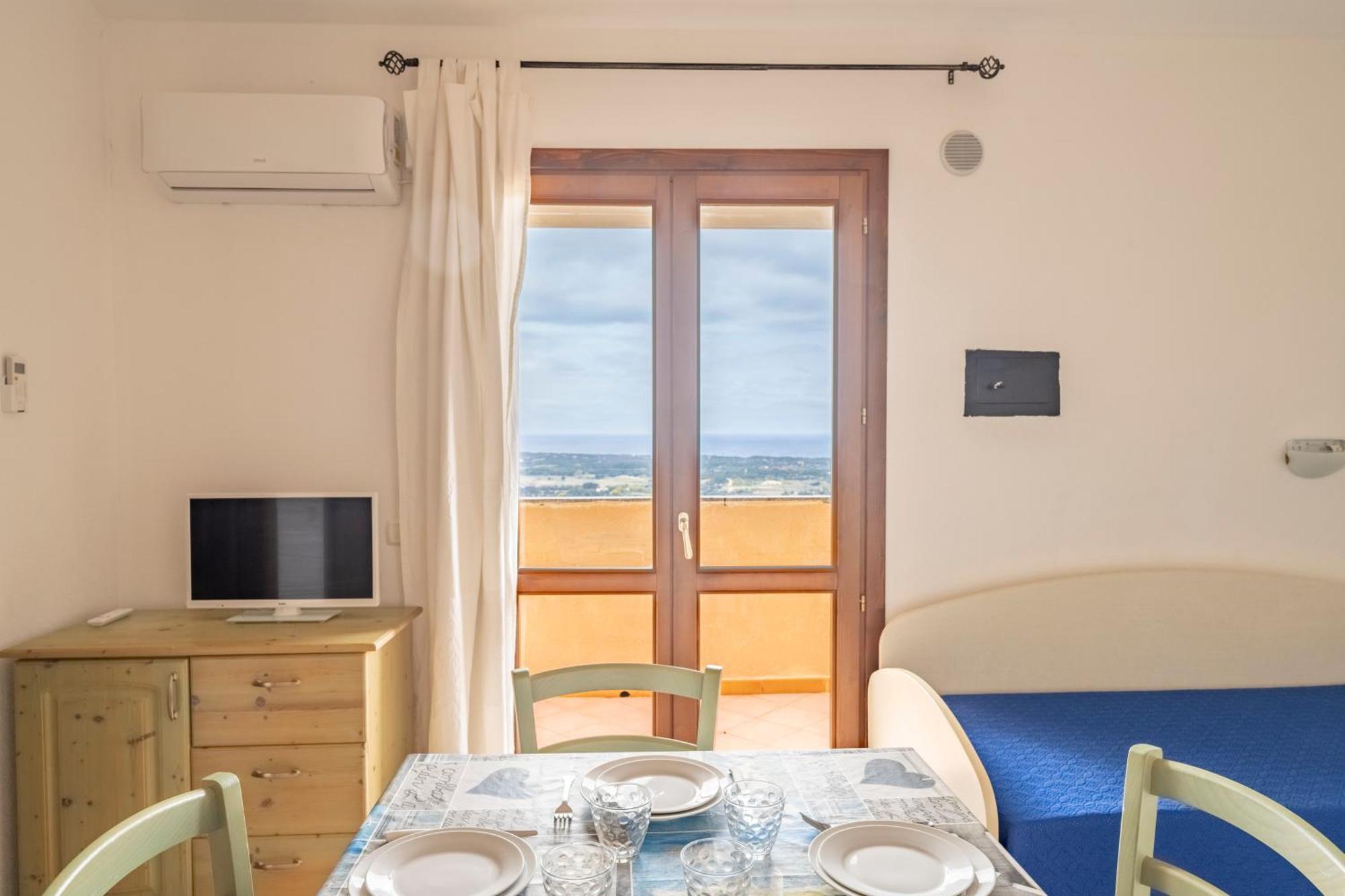 Aparthotel Il Borgo Di Badesi Exterior foto
